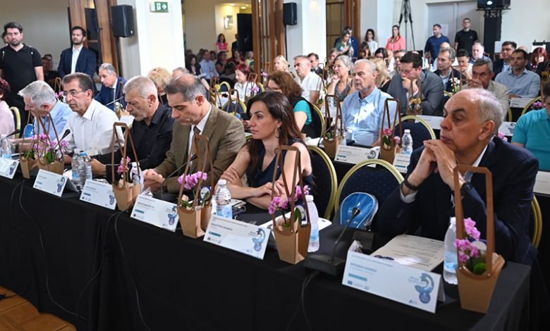 Ο Δήμαρχος Πειραιά Γιάννης Μώραλης στις εργασίες της 5ης Επιτροπής Παρακολούθησης του ΠΕΠ «Αττική 2021-2027»